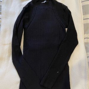 ZARA Black Long-Sleeved Mock Neck Sweater